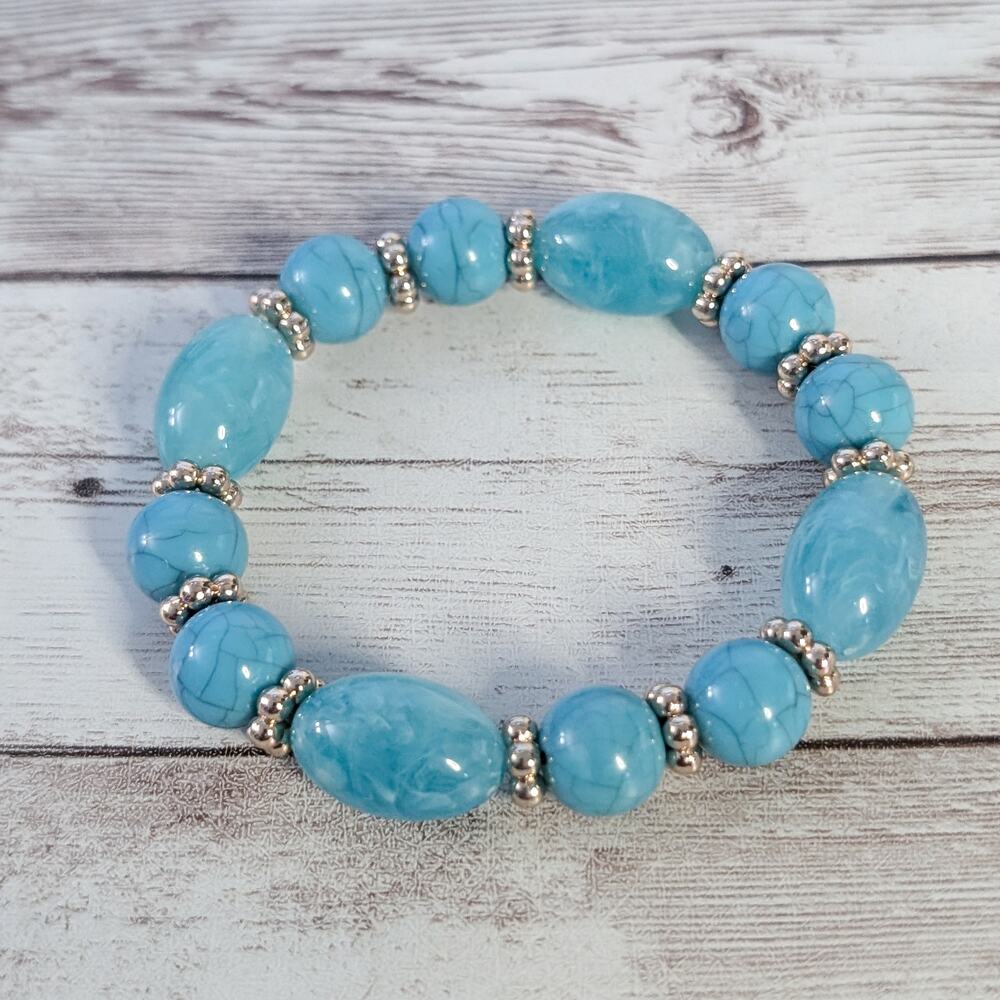 Vintage Stretch Bracelet Chunky Light Blue